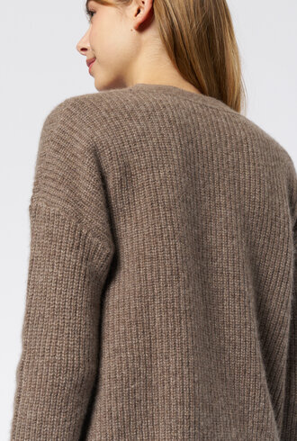 Kokun Cropped  Cardigan Hazelnut