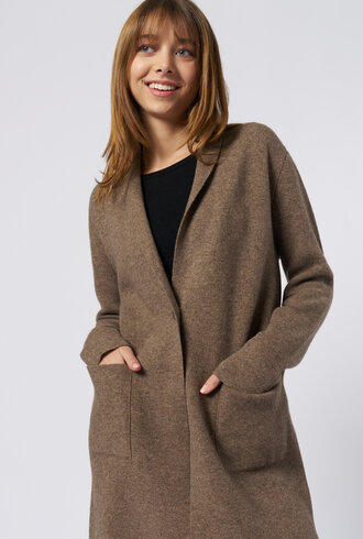 Kokun Car Coat Yak Walnut