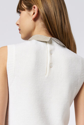 WE-AR4 The School Vest Ivory Multi