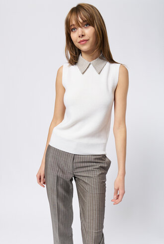 WE-AR4 The School Vest Ivory Multi