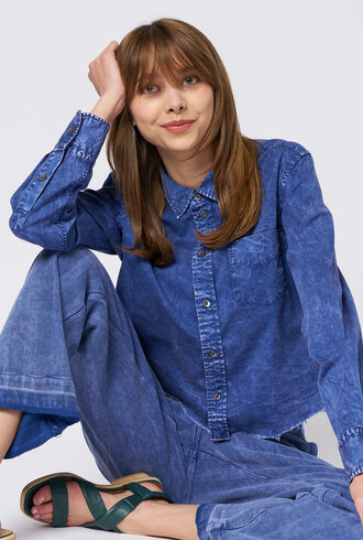 Raquel Allegra The Artist Crop Indigo