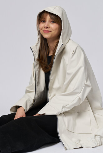 Pret Pour Partir Capri Lap Coat Ciment