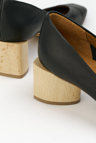 Coclico Icy Pump Black
