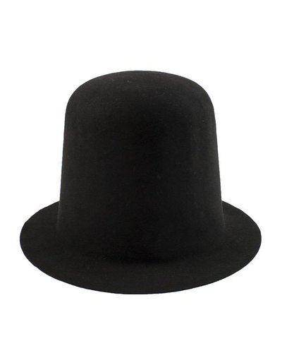 Castor hat store