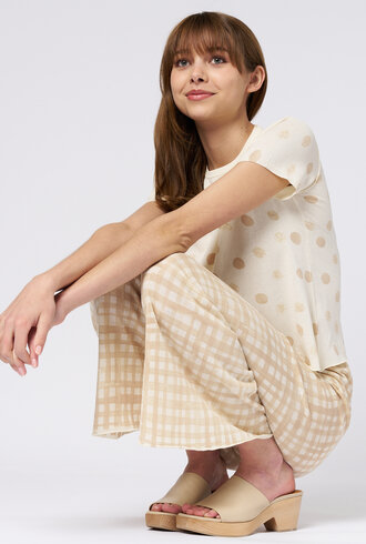 MJW. Knit Tee Oat Dots