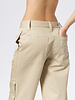 WE-AR4 The Slacker Pant Dark Sand