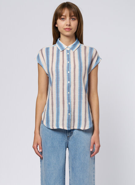 Xirena Tillie Shirt Blue Ridge