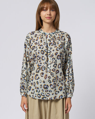 Dee Blouse Blue Leopard - Alhambra | Women's Clothing Boutique