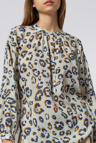 Raquel Allegra Dee Blouse Blue Leopard