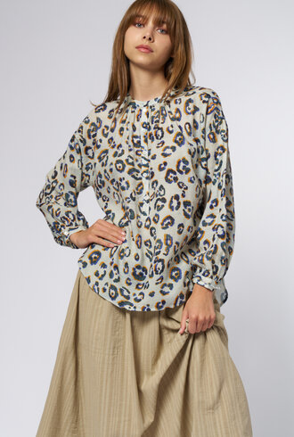 Raquel Allegra Dee Blouse Blue Leopard
