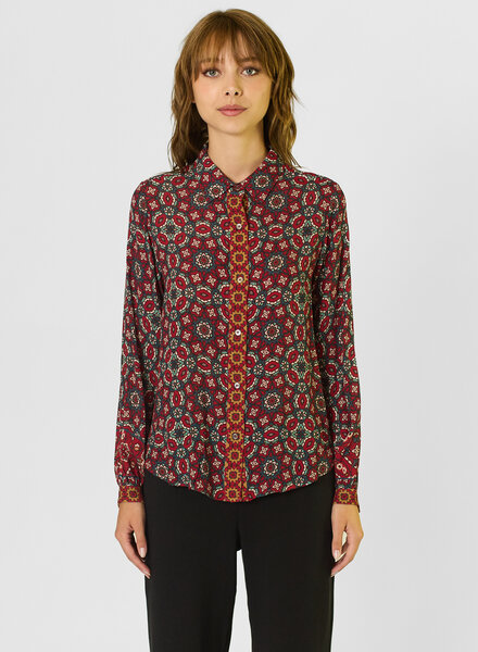 Xirena Gaby Shirt Merlot Tile
