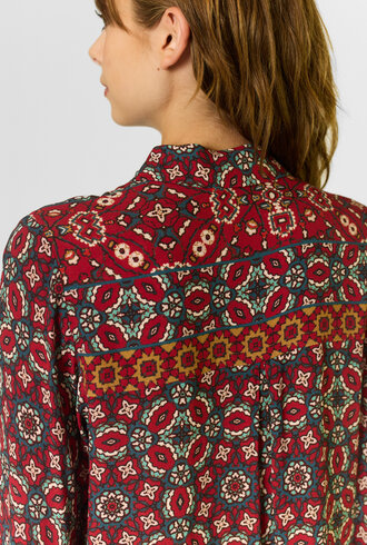 Xirena Gaby Shirt Merlot Tile