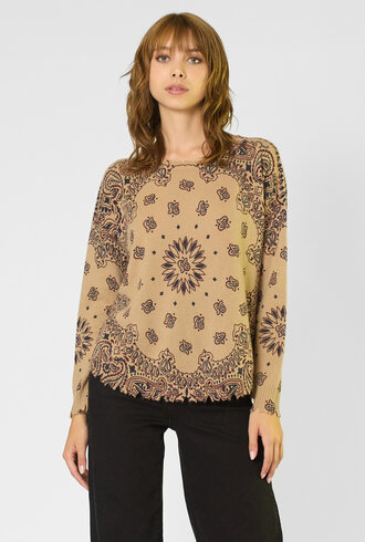 Kujten Mela Western Bandana  Sweater Light Camel