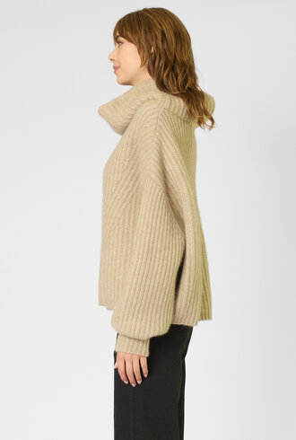 Kujten Yumi Sweater Beige