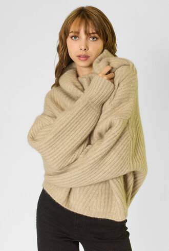 Kujten Yumi Sweater Beige