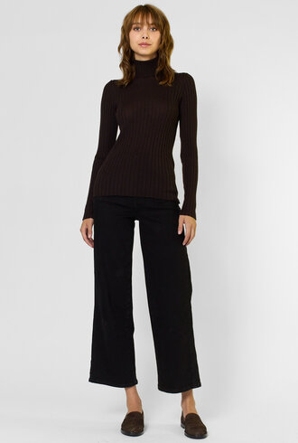 MJW. High Neck Ribbed Pullover Ebony