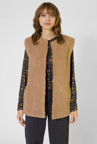 Xirena Thea Vest Teddy Brown