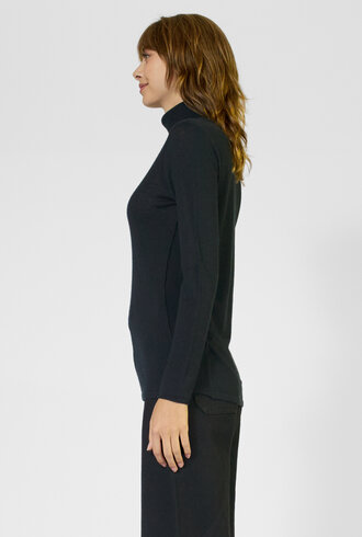 Kokun Turtleneck Black