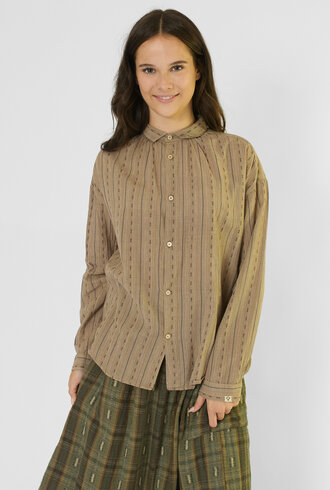 Bsbee Sandy Shirt Window