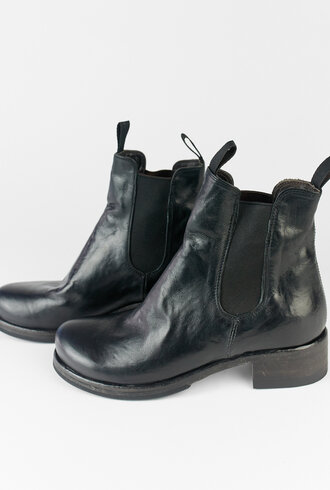 Shoto Flat Pull On Boots Black