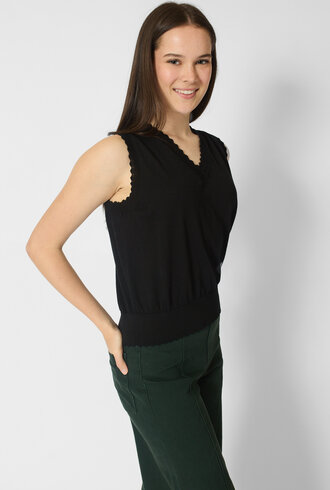 MJW. Organic Cotton Vest Black