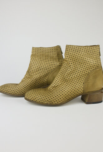 Shoto Perforated Boots Olive