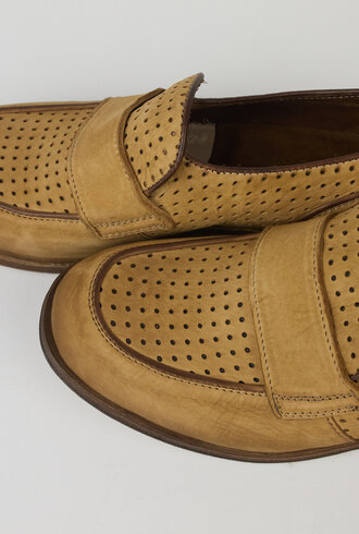 Shoto Perforated Loafer Dive Tabaco