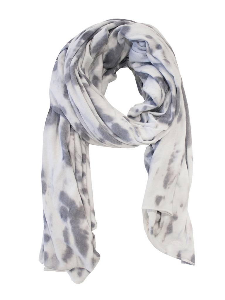 white cotton scarf to tie dye