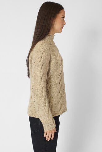 MJW. Donegal Cable Cashmere Pullover Oat