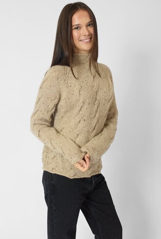 MJW. Donegal Cable Cashmere Pullover Oat