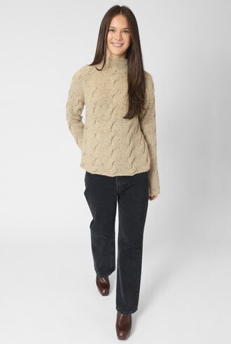 MJW. Donegal Cable Cashmere Pullover Oat