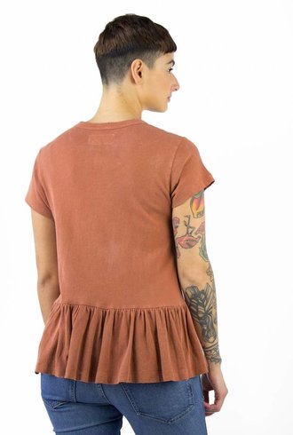 The Great The Ruffle Tee Rust