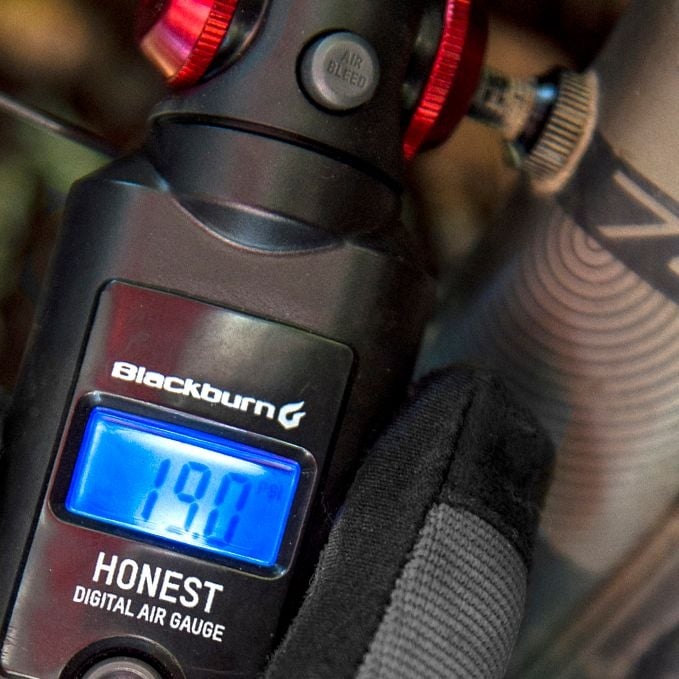 Blackburn Honest Digital Pressure Gauge Cyclezone Rotorua Ltd