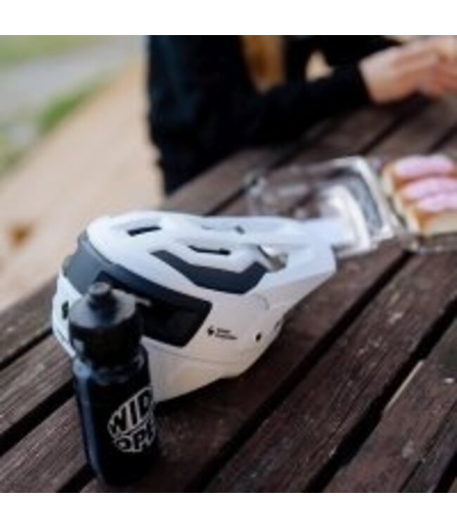 Sweet Protection Bushwhacker 2Vi Mips Helmet - Matte White