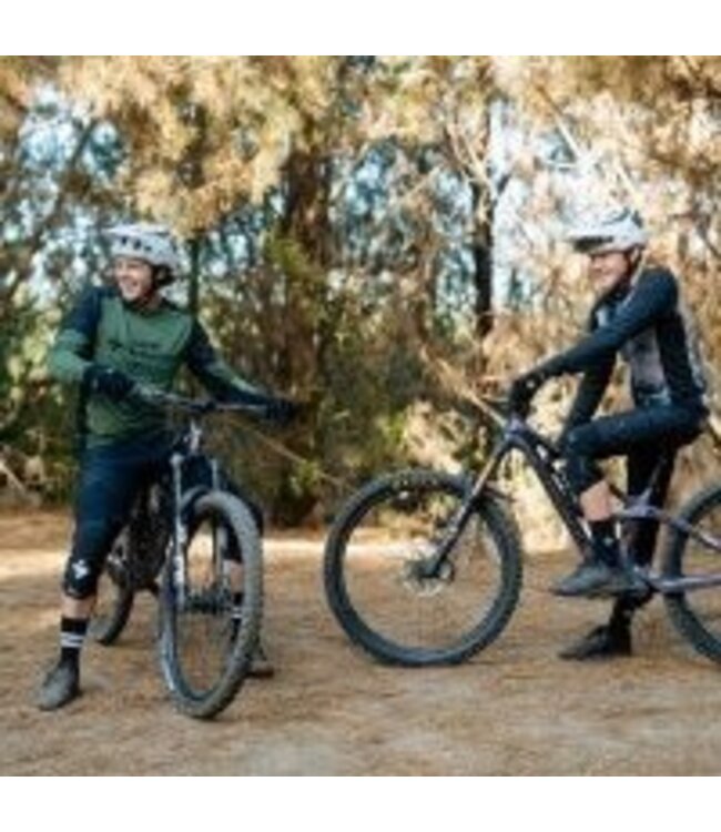 Sweet Protection Sweet Protection Knee Guards Light - Black