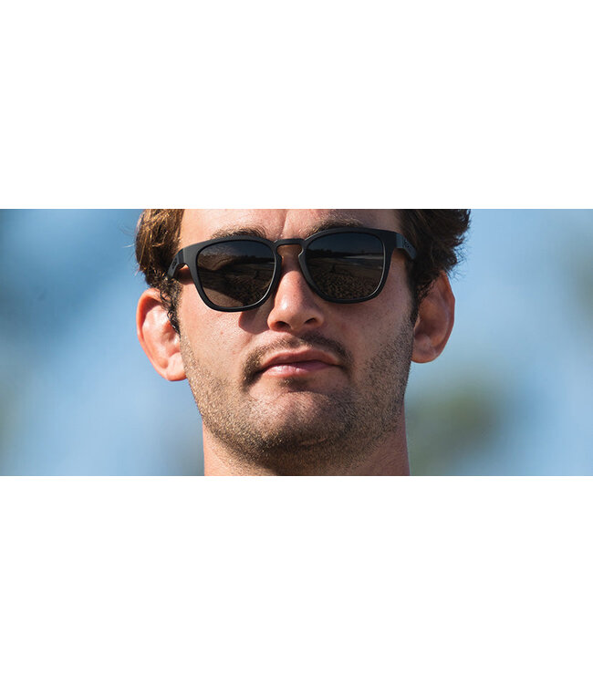 Tifosi Smirk Sunglasses Blackout with Smoke No Mirror Lens