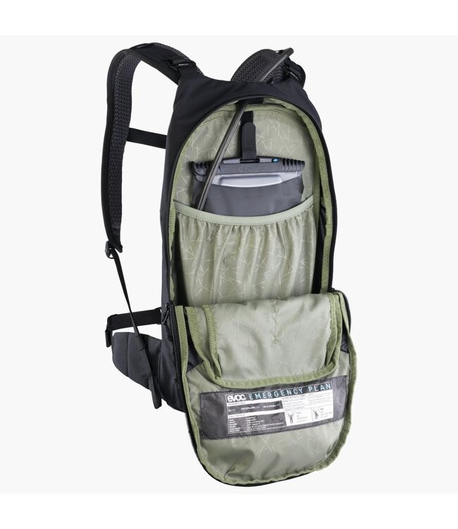 EVOC EVOC STAGE 6 + 2L BLADDER - BLACK