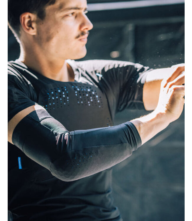 Dharco Gravity Elbow Pad