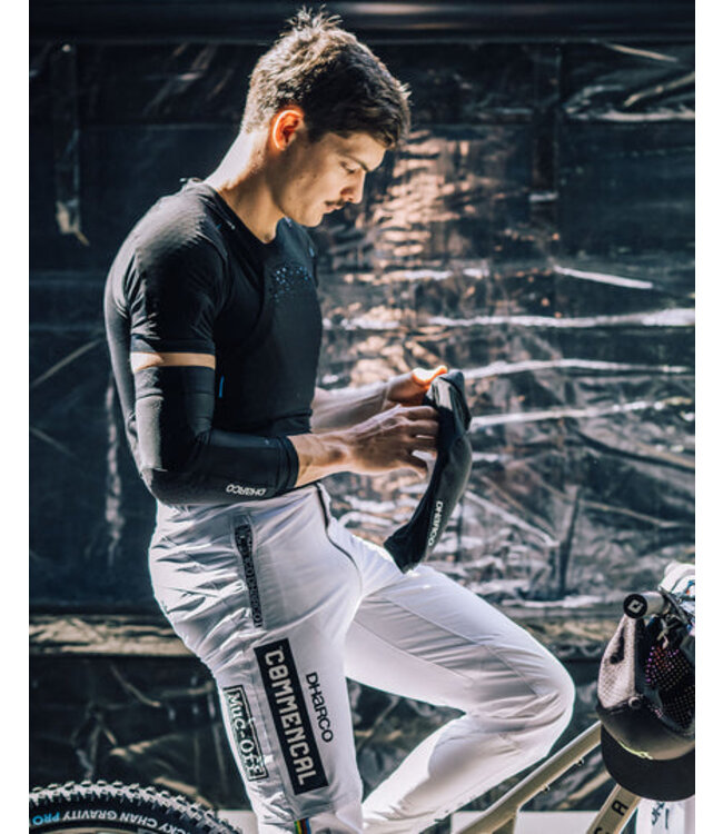 Dharco Gravity Elbow Pad