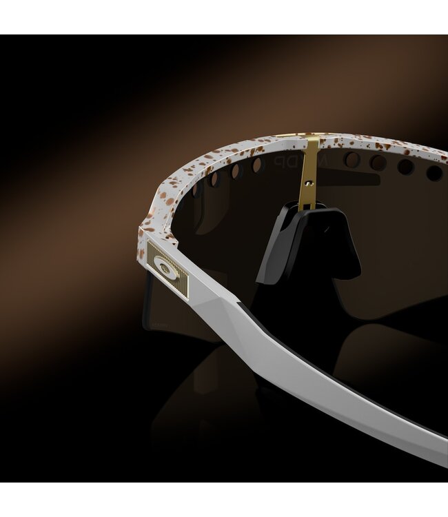 Oakley Sutro Lite Sweep - Red / Gold Splatter / Prizm 24K Lens