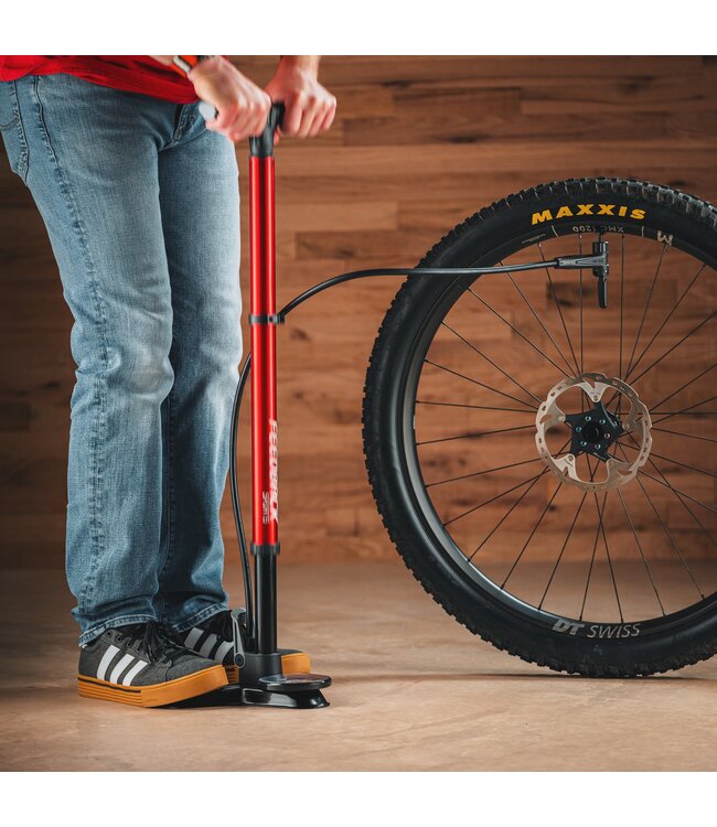 Compact Charger Floor Pump