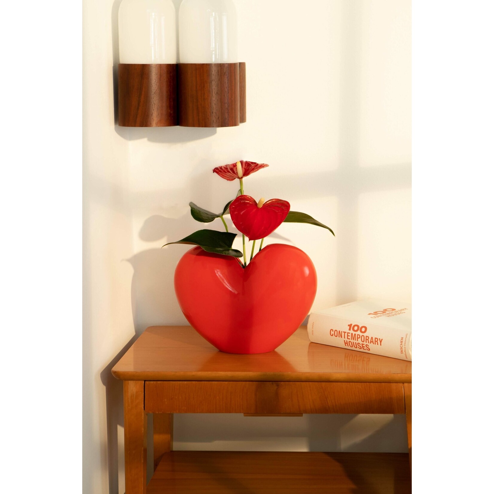 doiy Love Vase