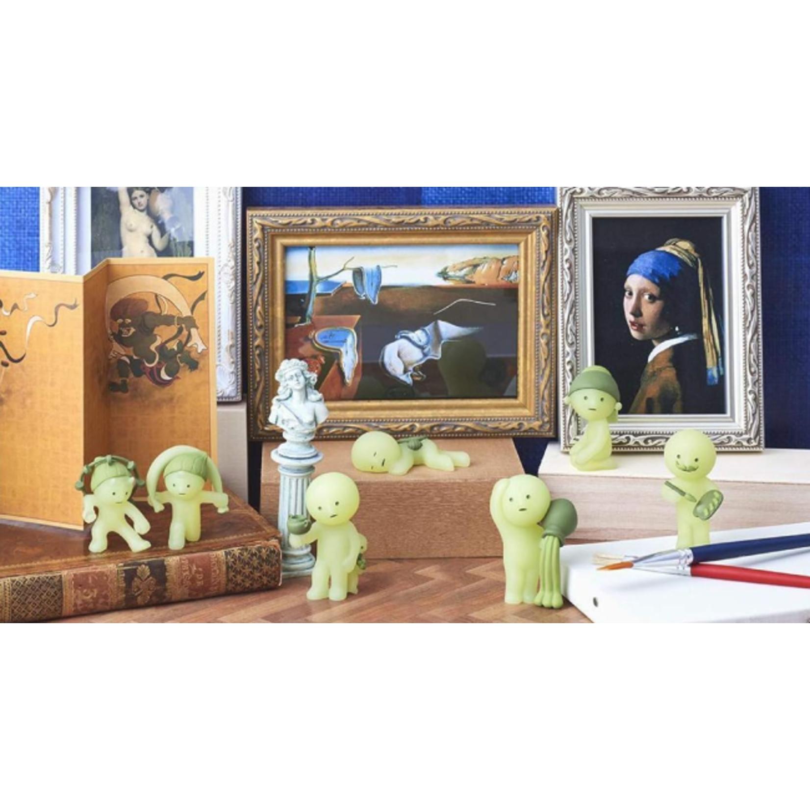 Dreams USA Smiski Museum Series