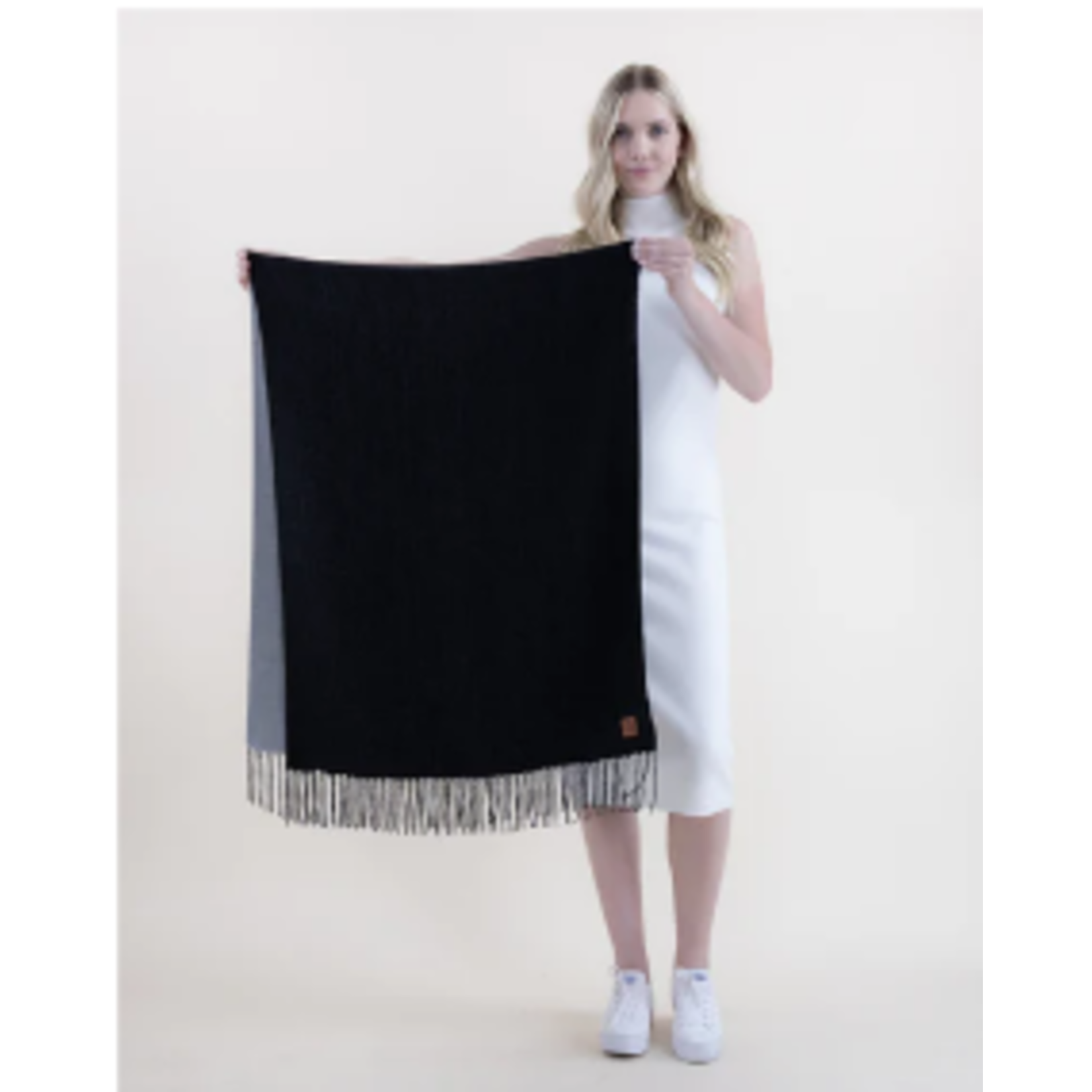 Wool Feel Solid Scarf in Black