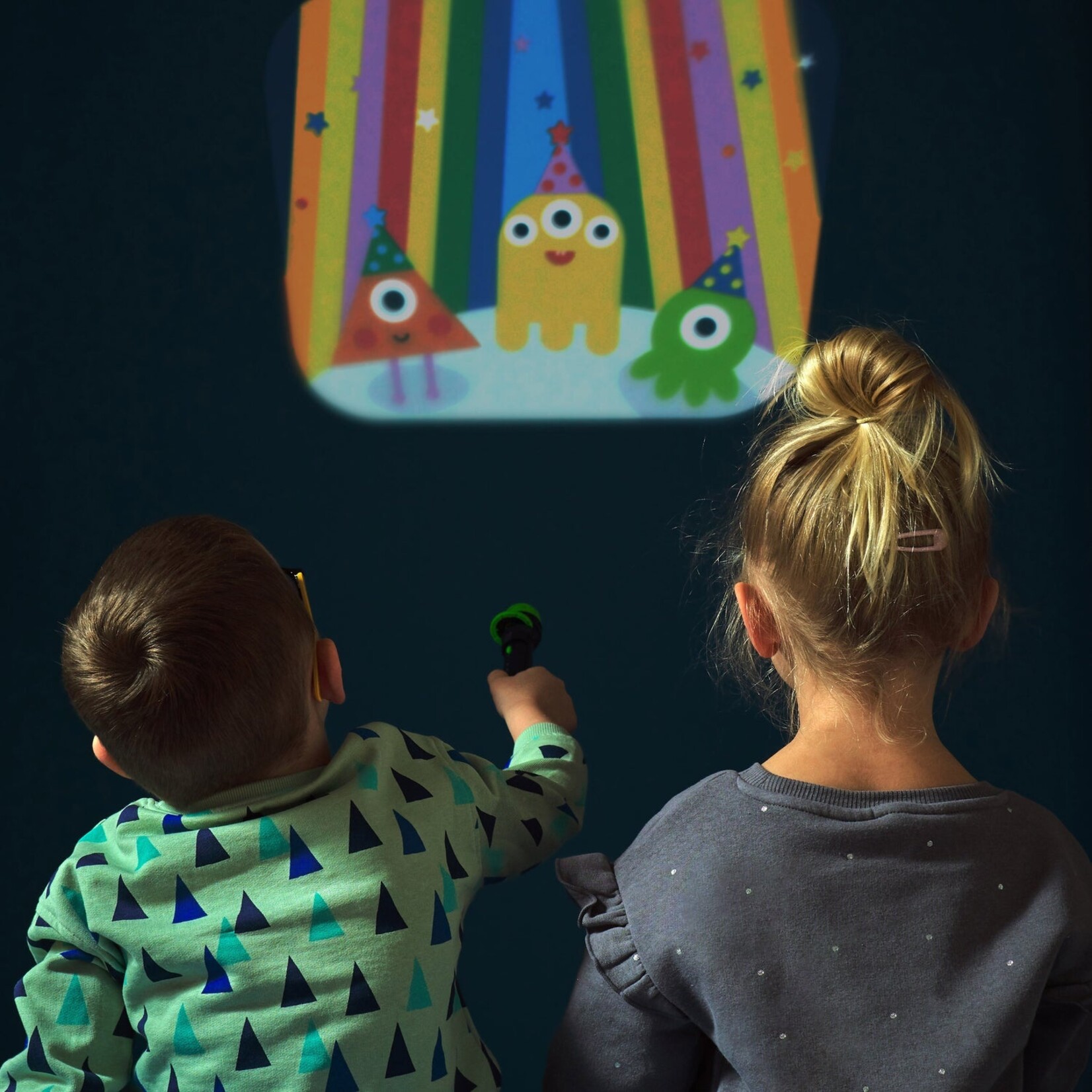 Kikkerland Kidoki Space Storybook Flashlight