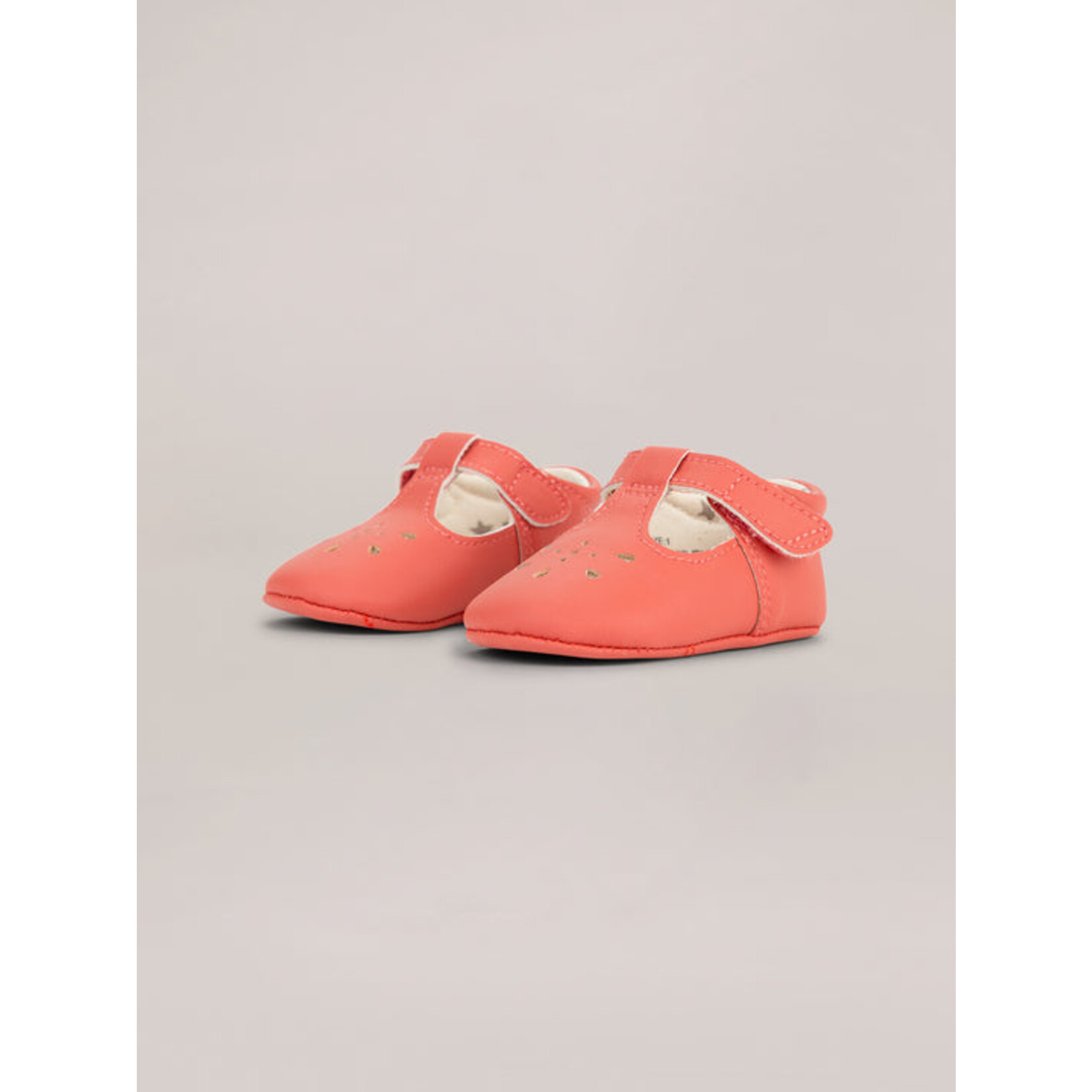 Mary Janes : 6-9M in Strawberry Pink