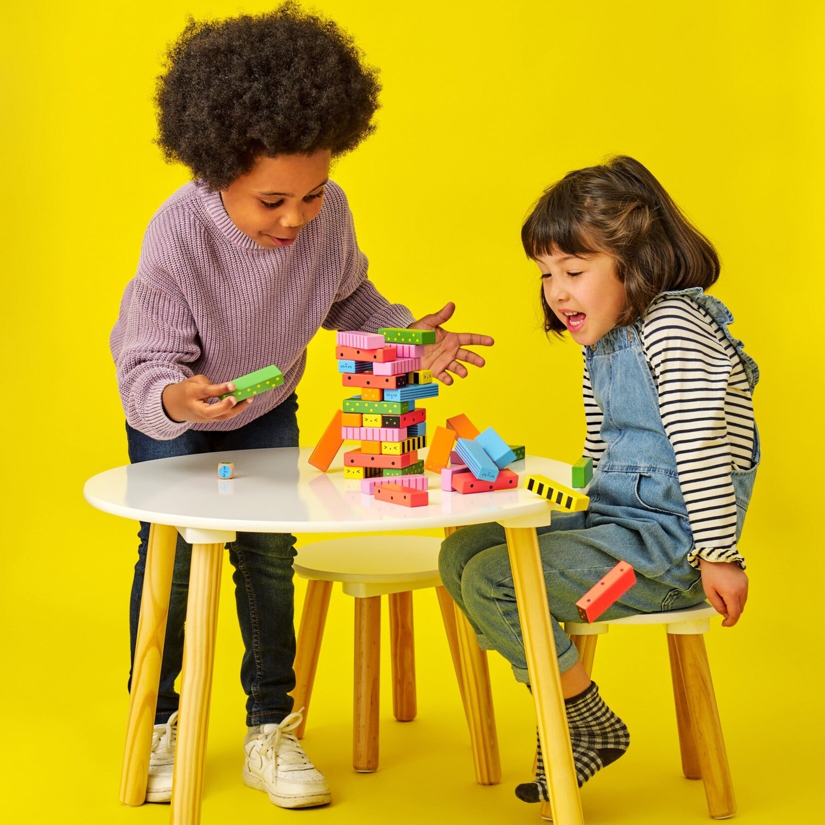 Kikkerland Stack-A-Bug Wooden Game