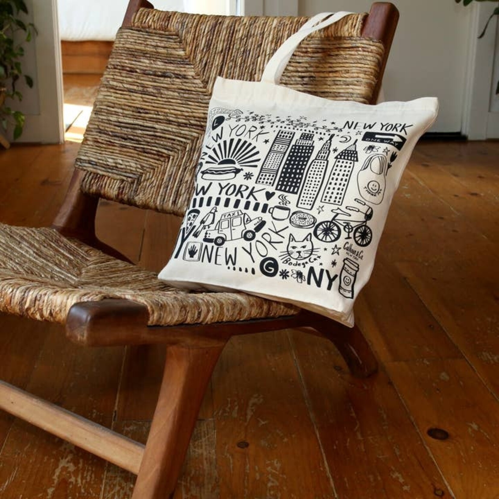 Calhoun & Co. New York Tote with Zipper Closure