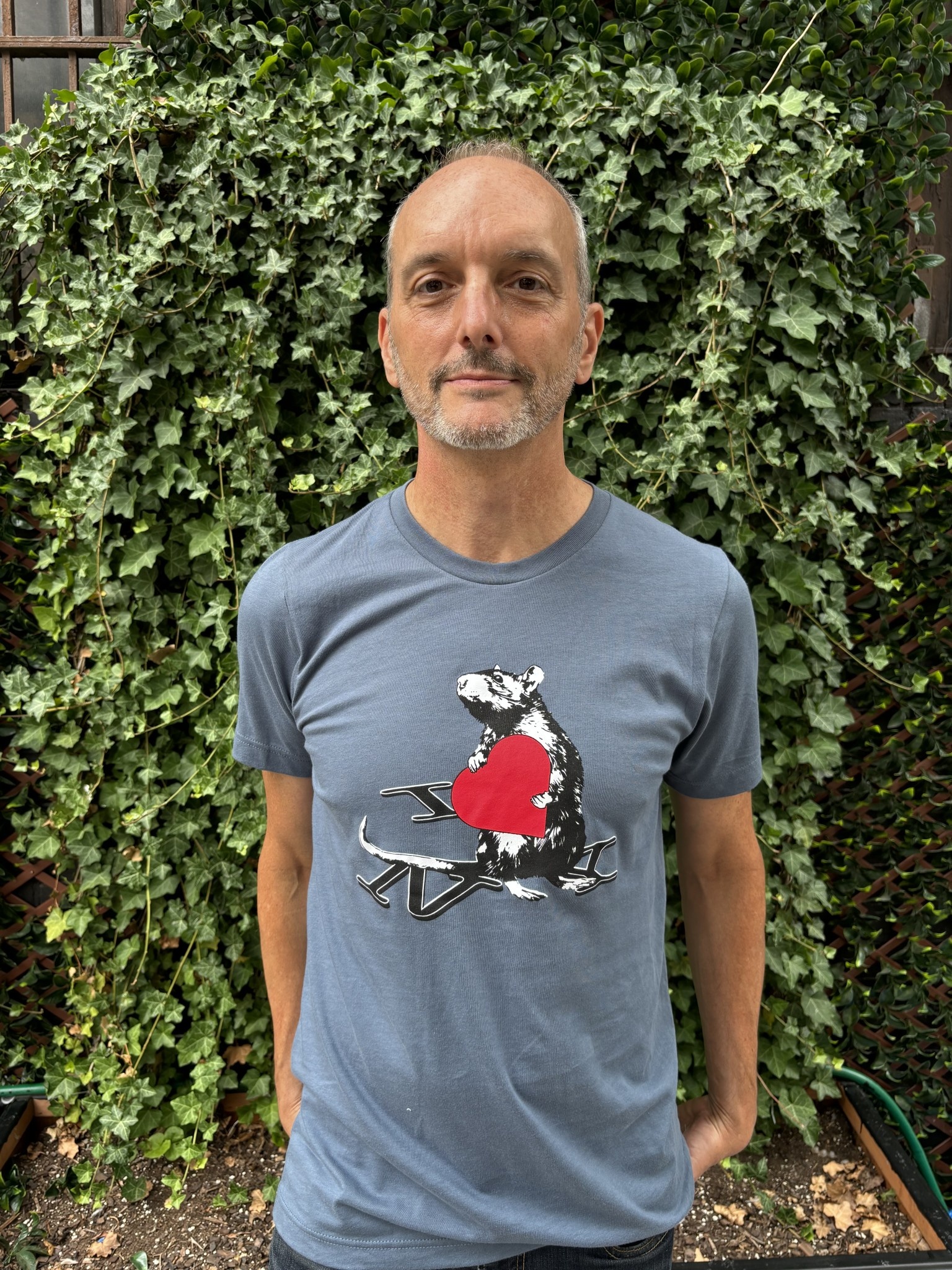 NY Rat T-Shirt : Exit9 Classic Tshirt - Exit9 Gift Emporium