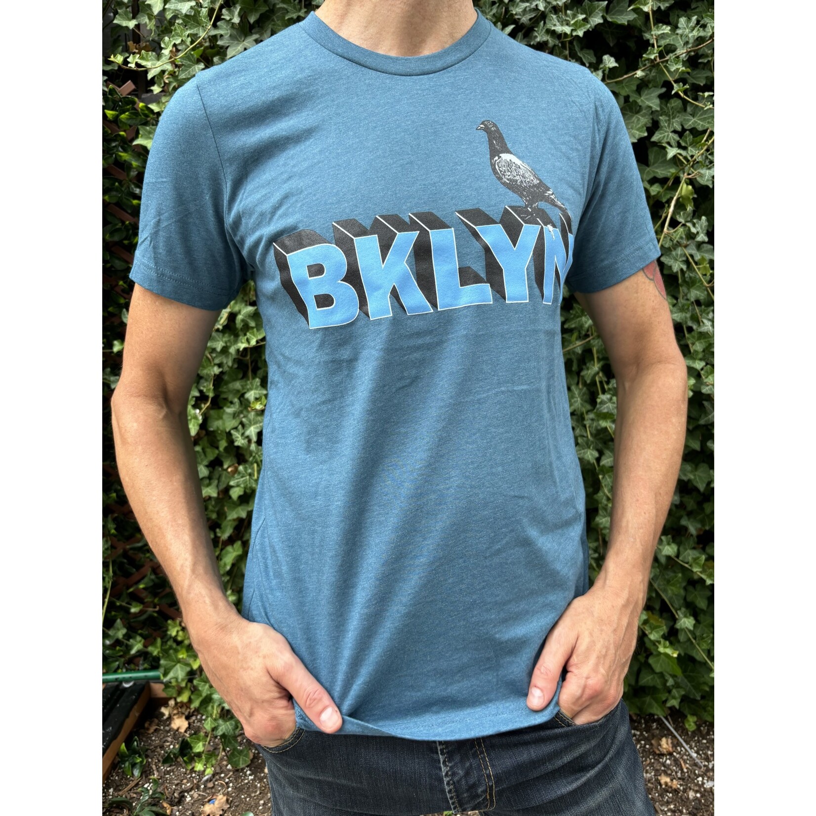 Exit9 Gift Emporium Brooklyn Pigeon T-shirt